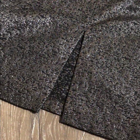 NWOT “Who What Wear” Textured Pencil Skirt - Picture 5 of 8